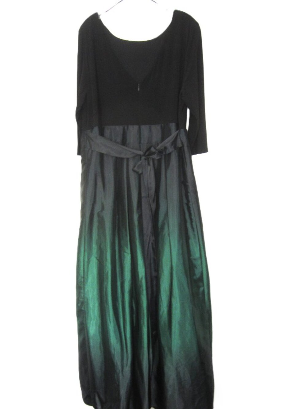 Ignite Evenings NEW Size 18 Ombre Satin Boat Neck Ball Gown Black Green Formal - Picture 10 of 15